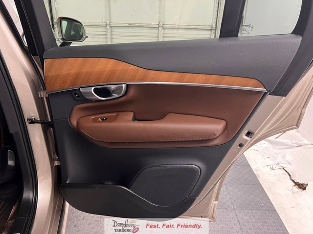 Used 2024 Volvo XC90 B6 Plus w/ Protection Package Premier AWD/4WD image 40