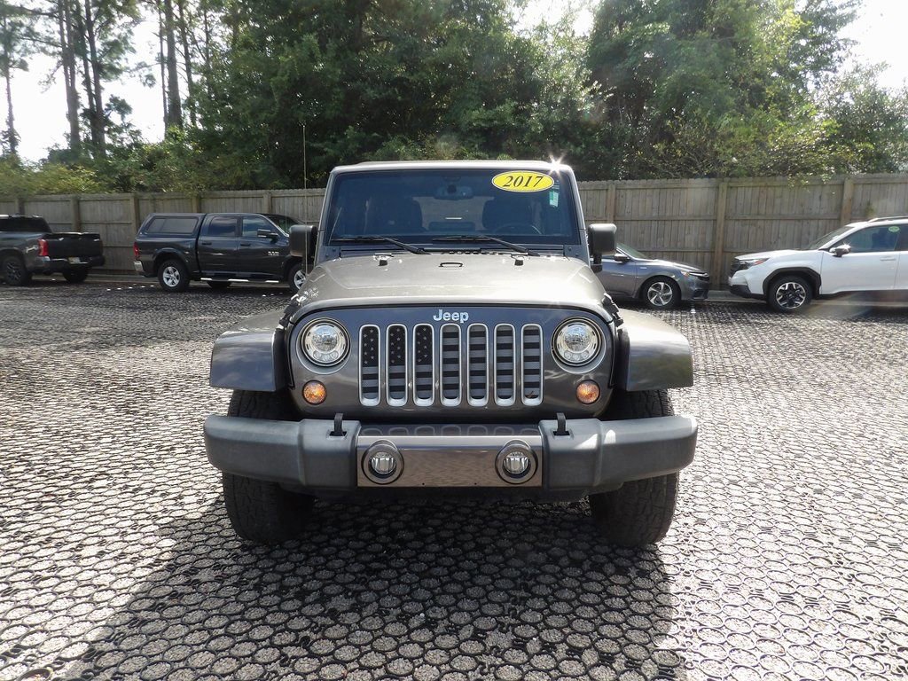 Used 2017 Jeep Wrangler Unlimited Sahara w/ Connectivity Group image 2