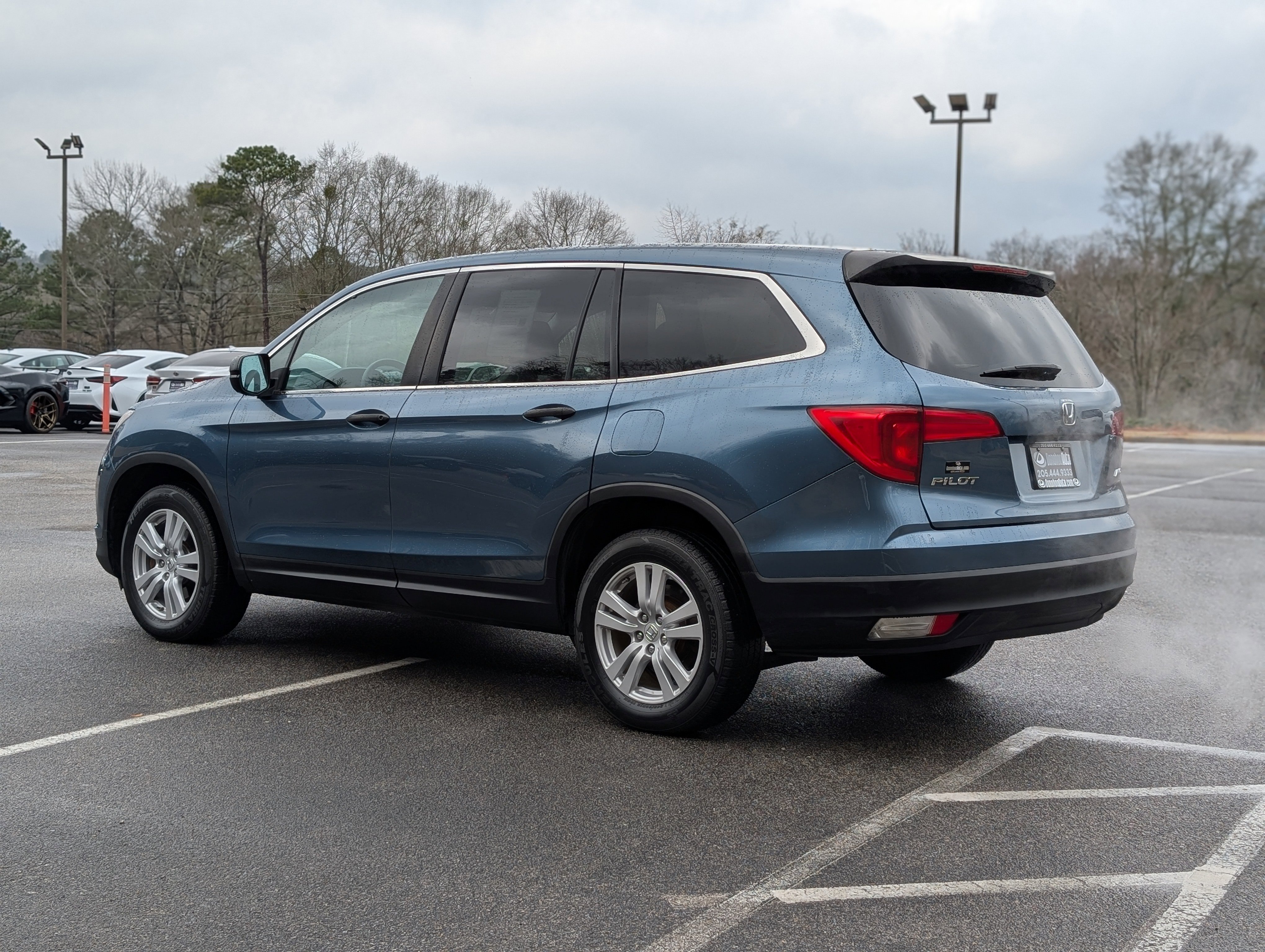 Used 2016 Honda Pilot LX image 7