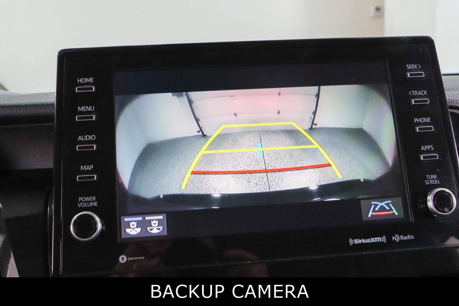 Used 2024 Toyota Camry XSE FWD image 18