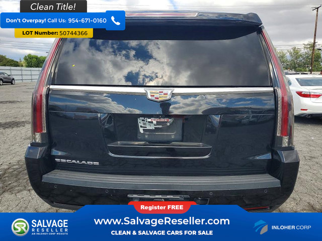 Used 2020 Cadillac Escalade ESV Luxury RWD image 8