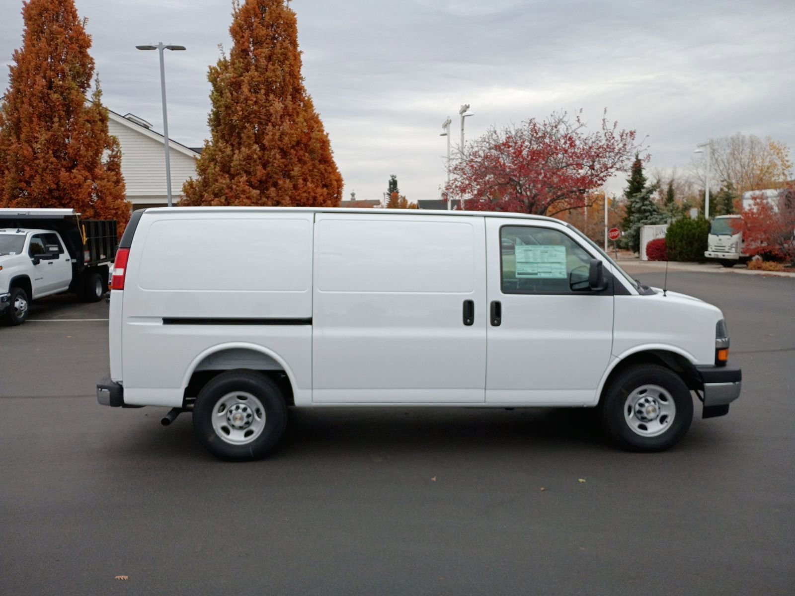 New 2025 Chevrolet Express 2500 w/ Driver Convenience Package image 10