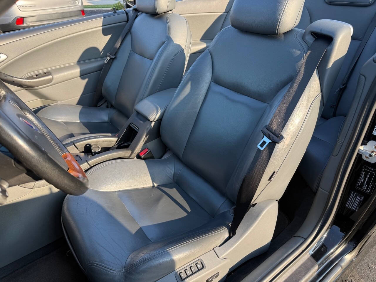 Used 2004 Saab 9-3 Arc FWD image 39