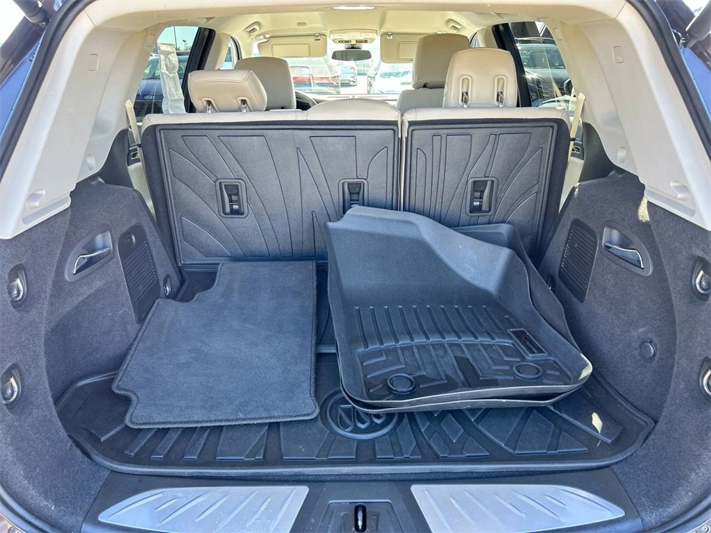 Used 2020 Buick Envision Premium w/ Driver Confidence Package image 19