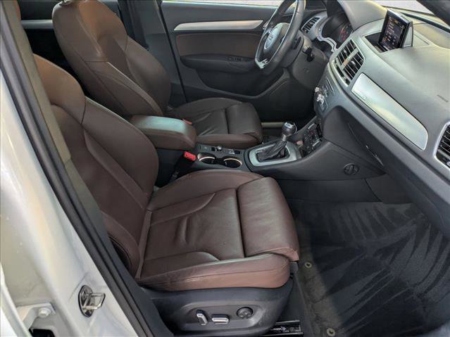 Used 2018 Audi Q3 2.0T Premium Plus w/ Premium Plus Package image 22