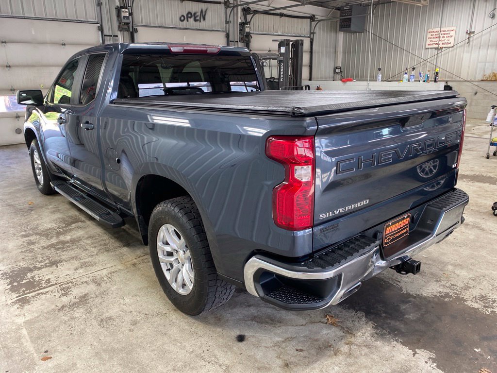 Used 2020 Chevrolet Silverado 1500 LT w/ All-Star Edition AWD/4WD image 6