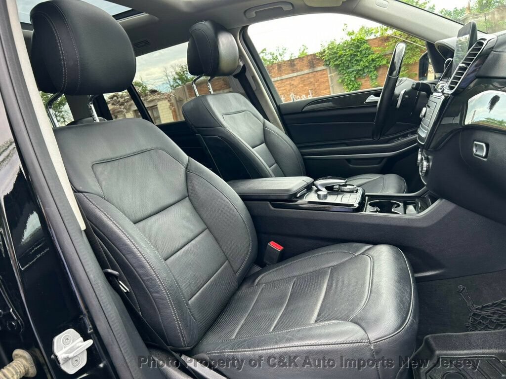 Used 2018 Mercedes-Benz GLS 550 4MATIC image 31