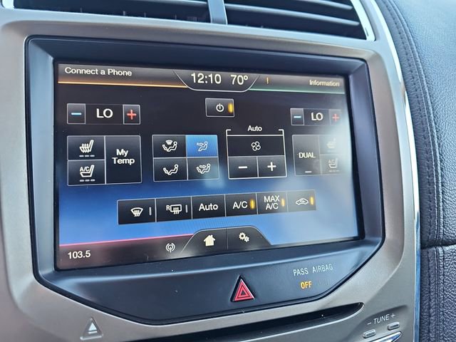 Used 2013 Lincoln MKX Base image 21