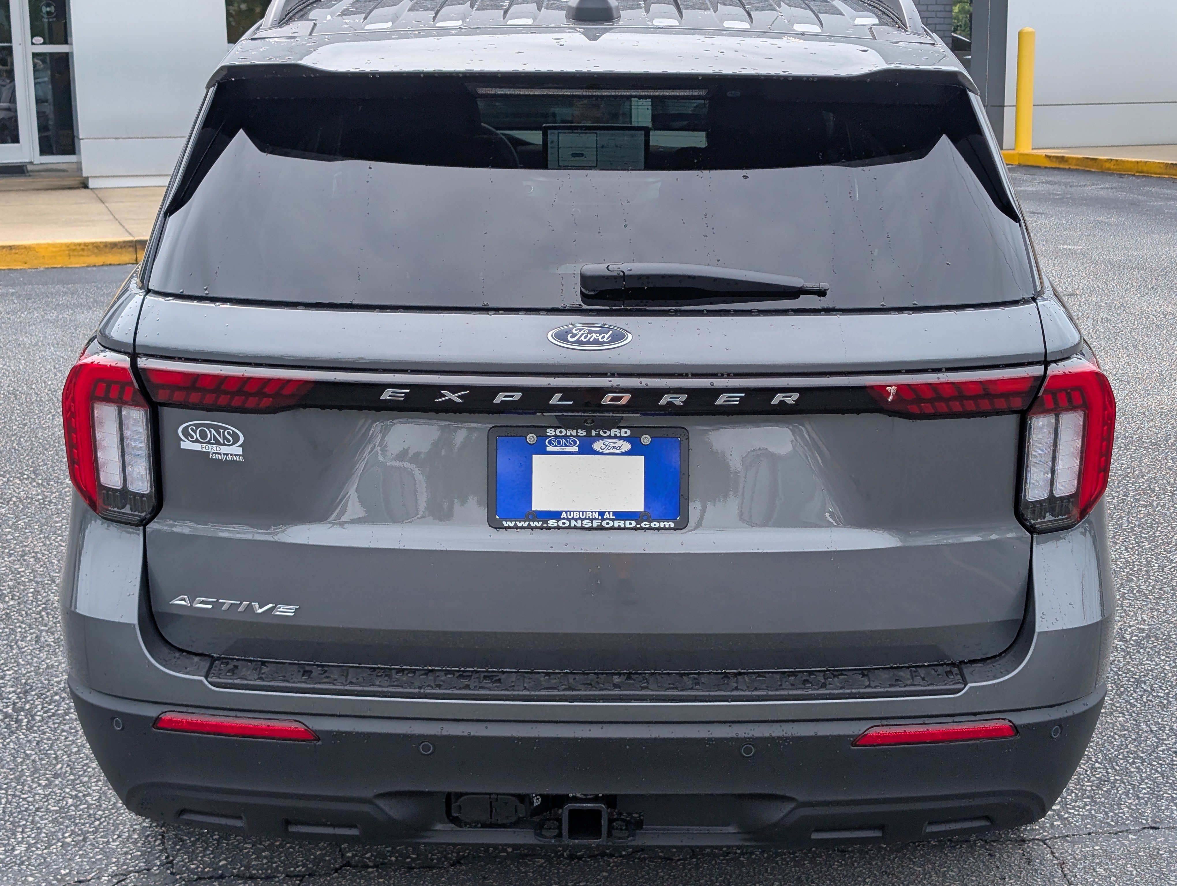New 2026 Ford Explorer Active RWD image 10