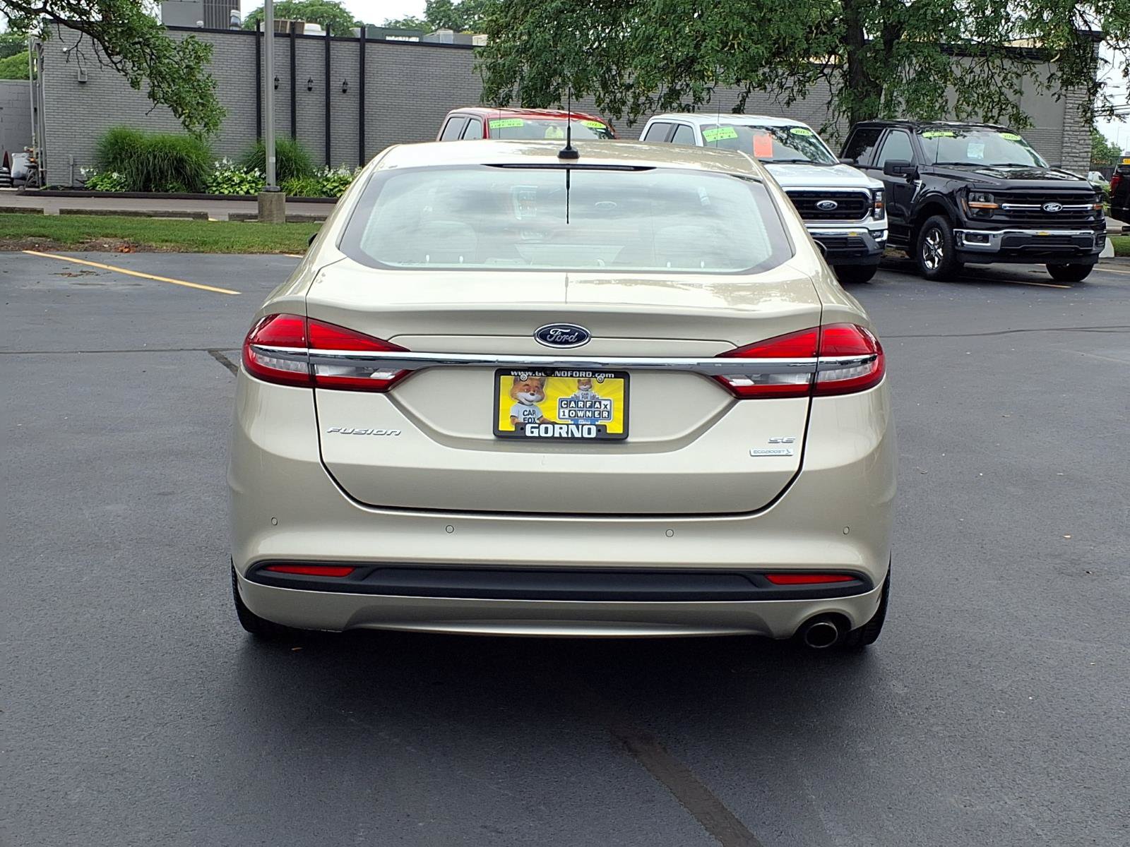 Used 2017 Ford Fusion SE w/ Fusion SE Technology Package FWD image 20