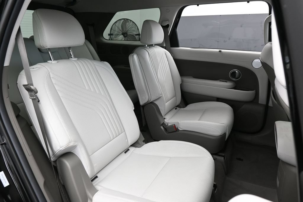 Used 2026 Hyundai Palisade SEL FWD image 47