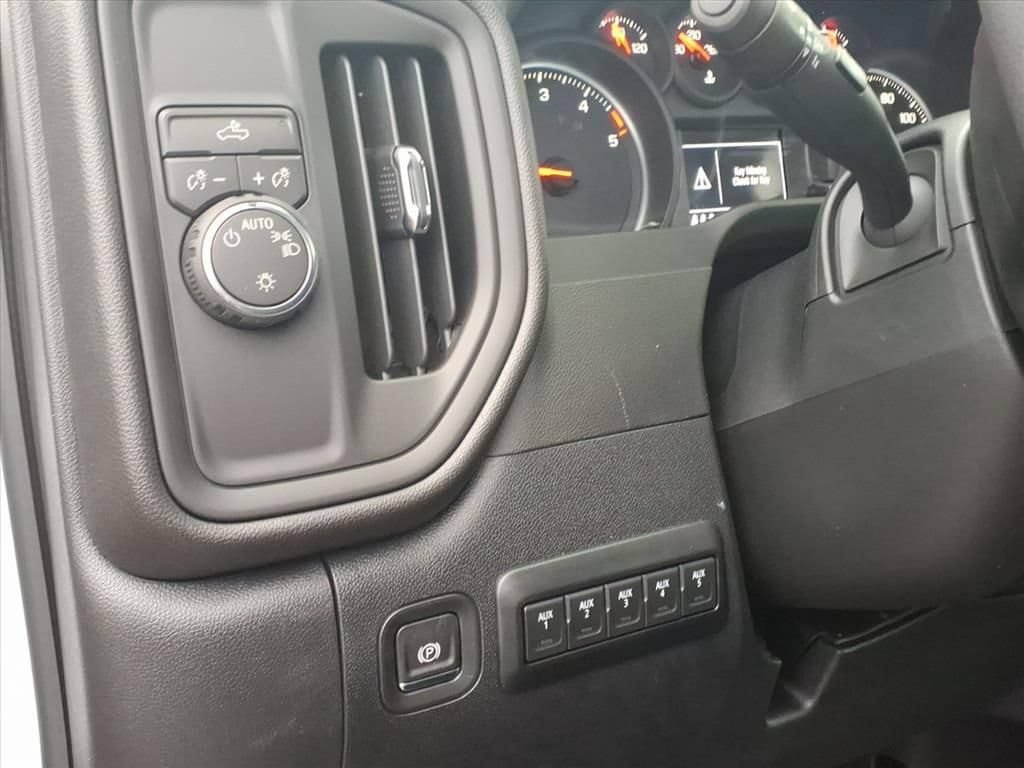 New 2026 Chevrolet Silverado 3500 W/T RWD image 15