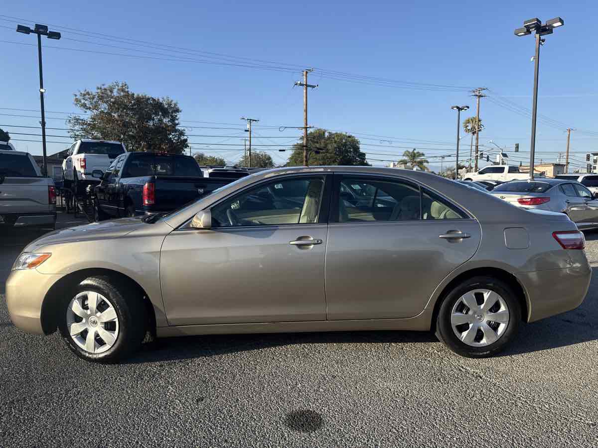 Used 2007 Toyota Camry CE FWD image 5