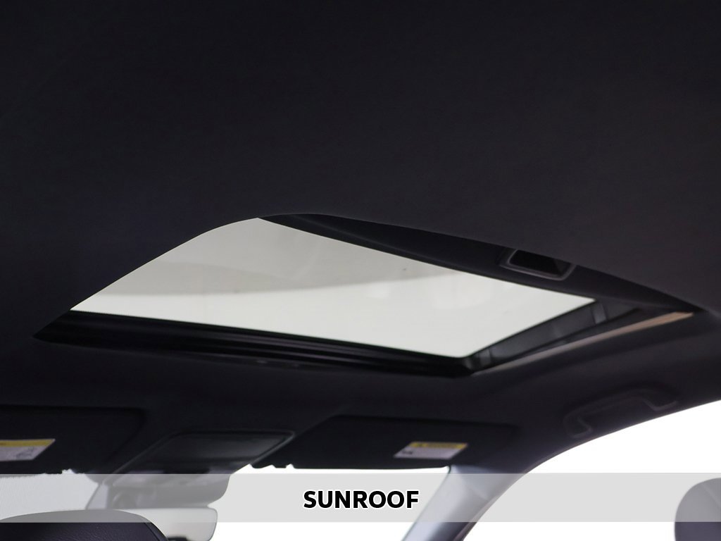 Used 2024 Honda Passport EX-L image 3