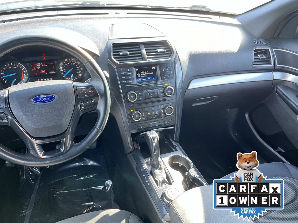 Used 2017 Ford Explorer XLT image 13