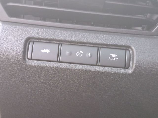 Used 2025 Nissan Altima 2.5 SR image 17