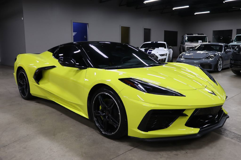 Used 2024 Chevrolet Corvette Stingray Convertible w/ Battery Protection Package image 9