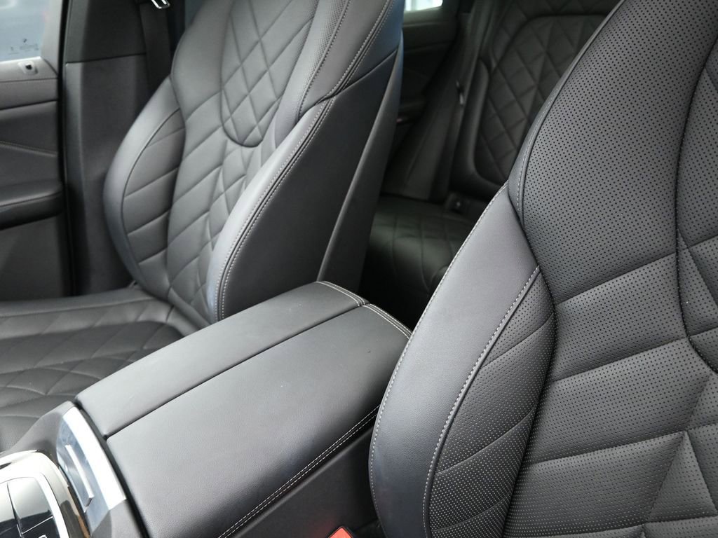 Certified 2023 BMW X5 xDrive40i w/ Premium Package image 14