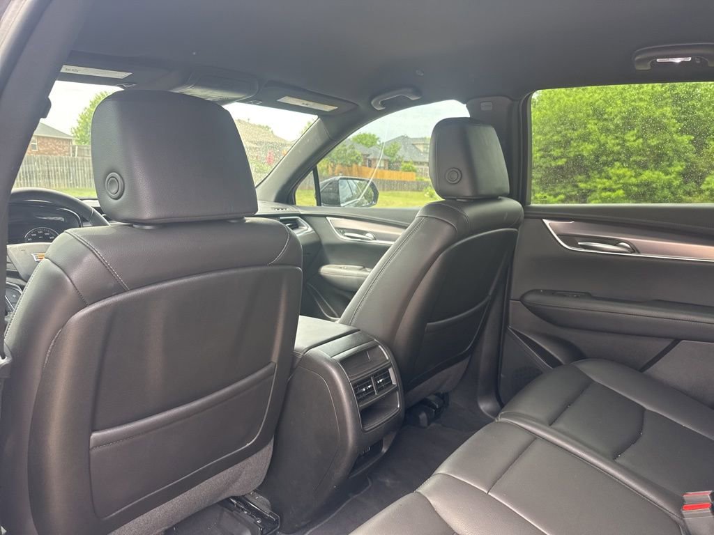 Used 2024 Cadillac XT5 Luxury FWD image 9