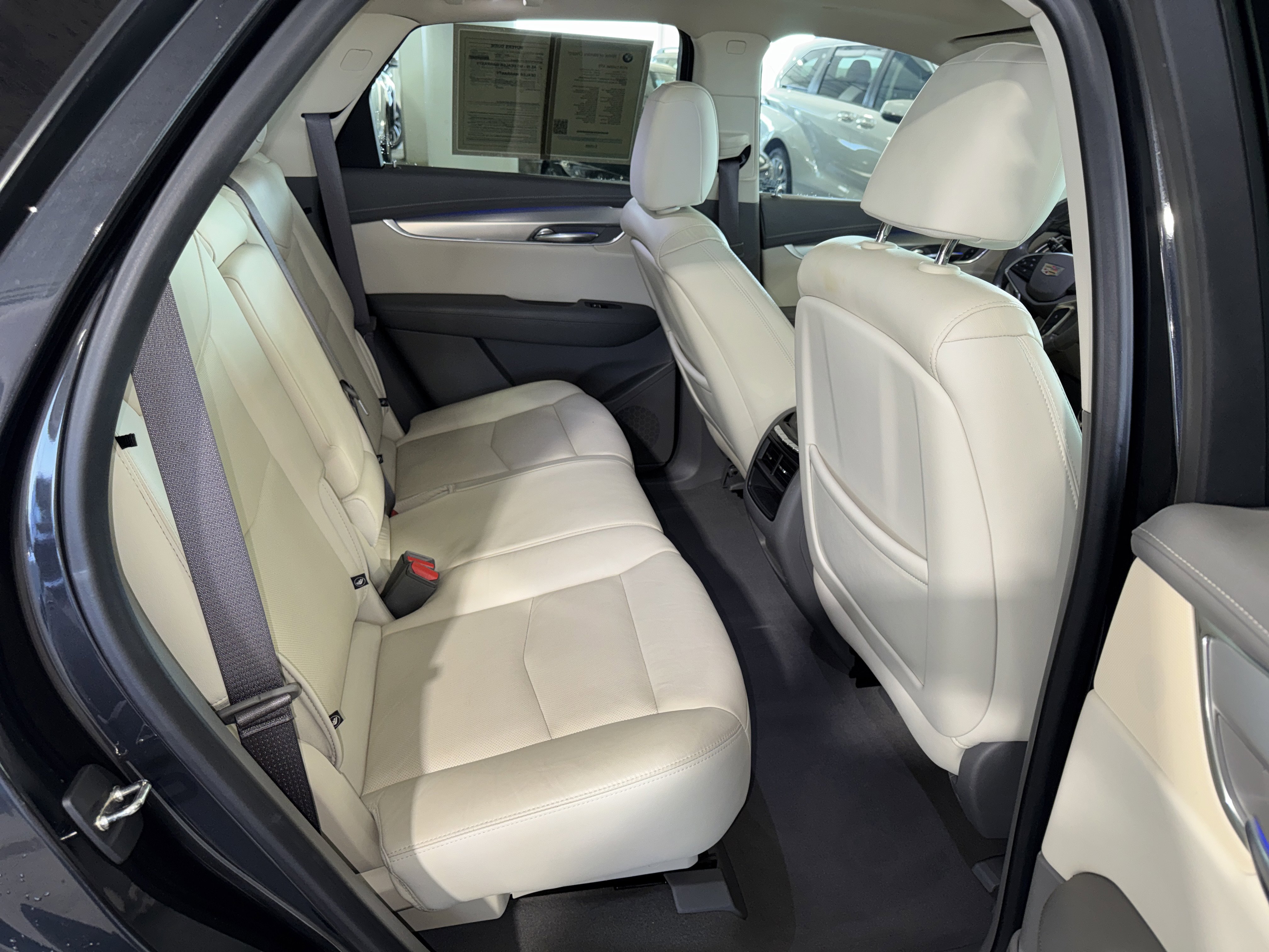 Used 2019 Cadillac XT5 Premium Luxury FWD image 12