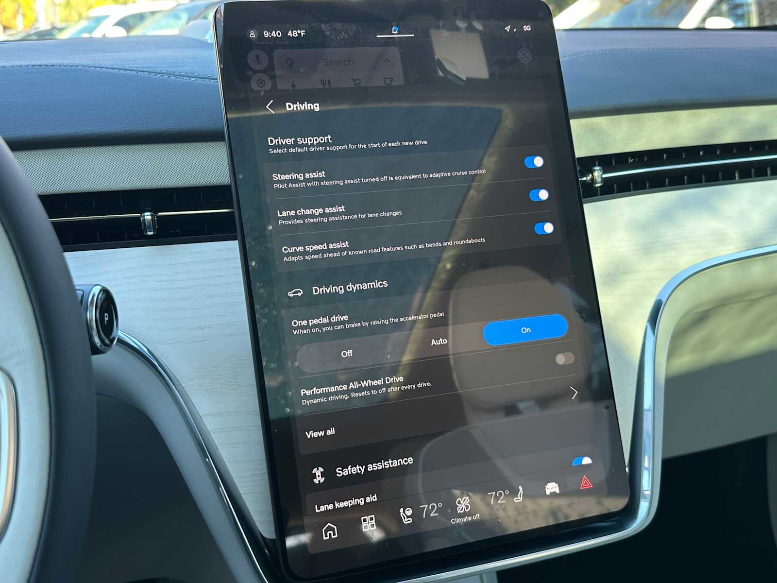 New 2025 Volvo EX90 Plus w/ Protection Package Premier image 32