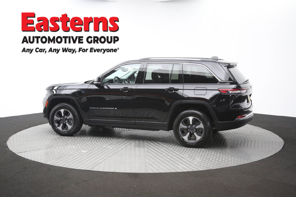 Used 2023 Jeep Grand Cherokee 4WD 4xe image 72