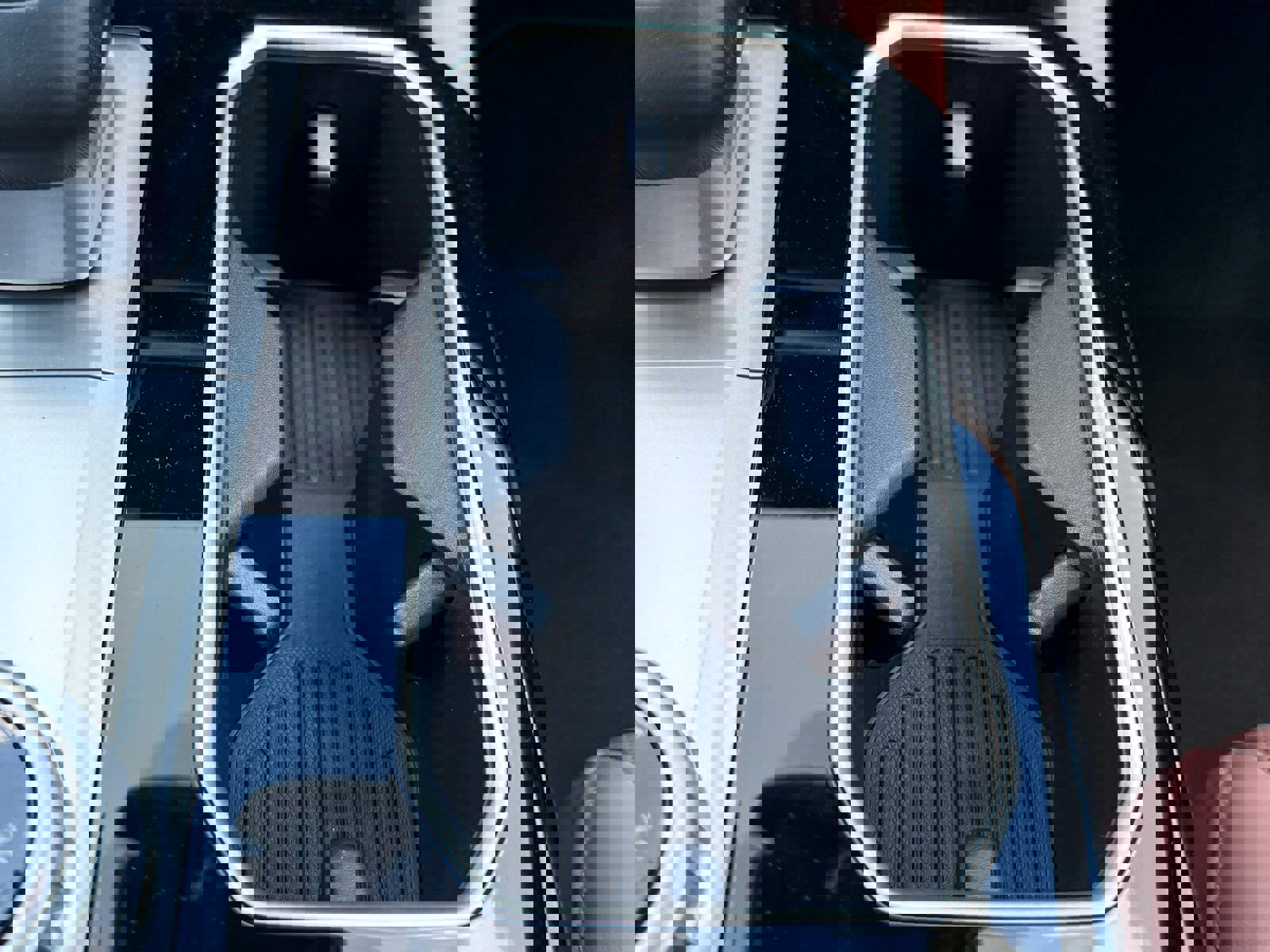 New 2025 Mitsubishi Outlander AWD image 40