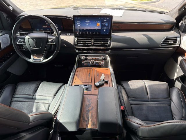 Certified 2024 Lincoln Navigator Black Label image 26