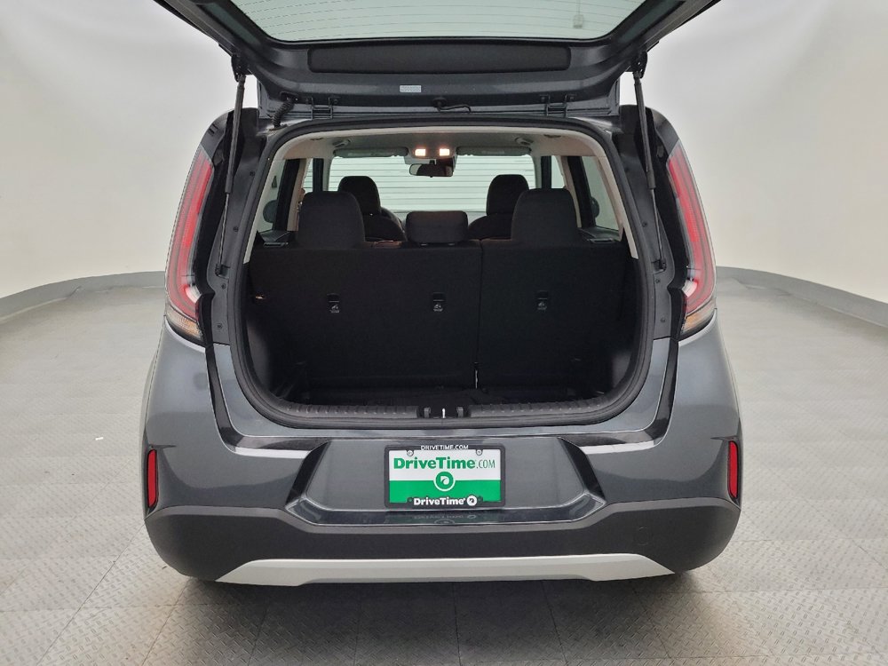 Used 2025 Kia Soul LX image 29