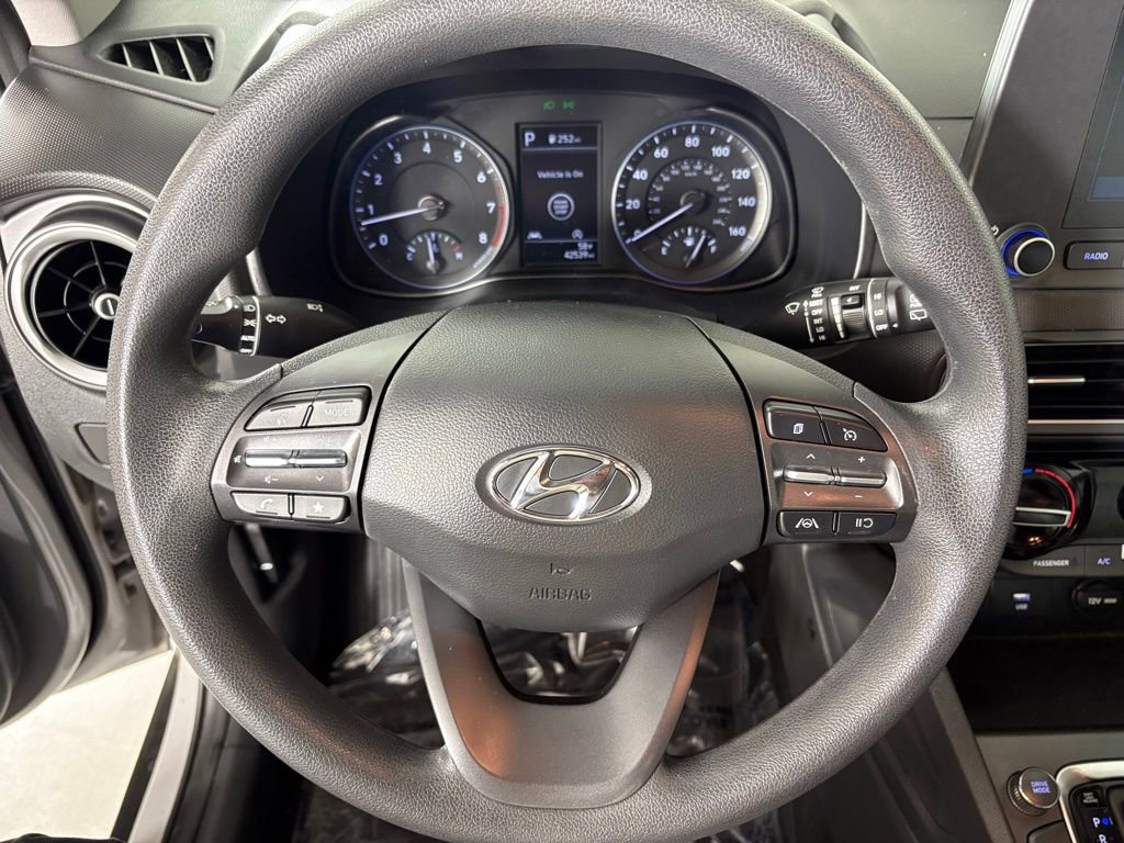 Used 2023 Hyundai Kona SEL image 19