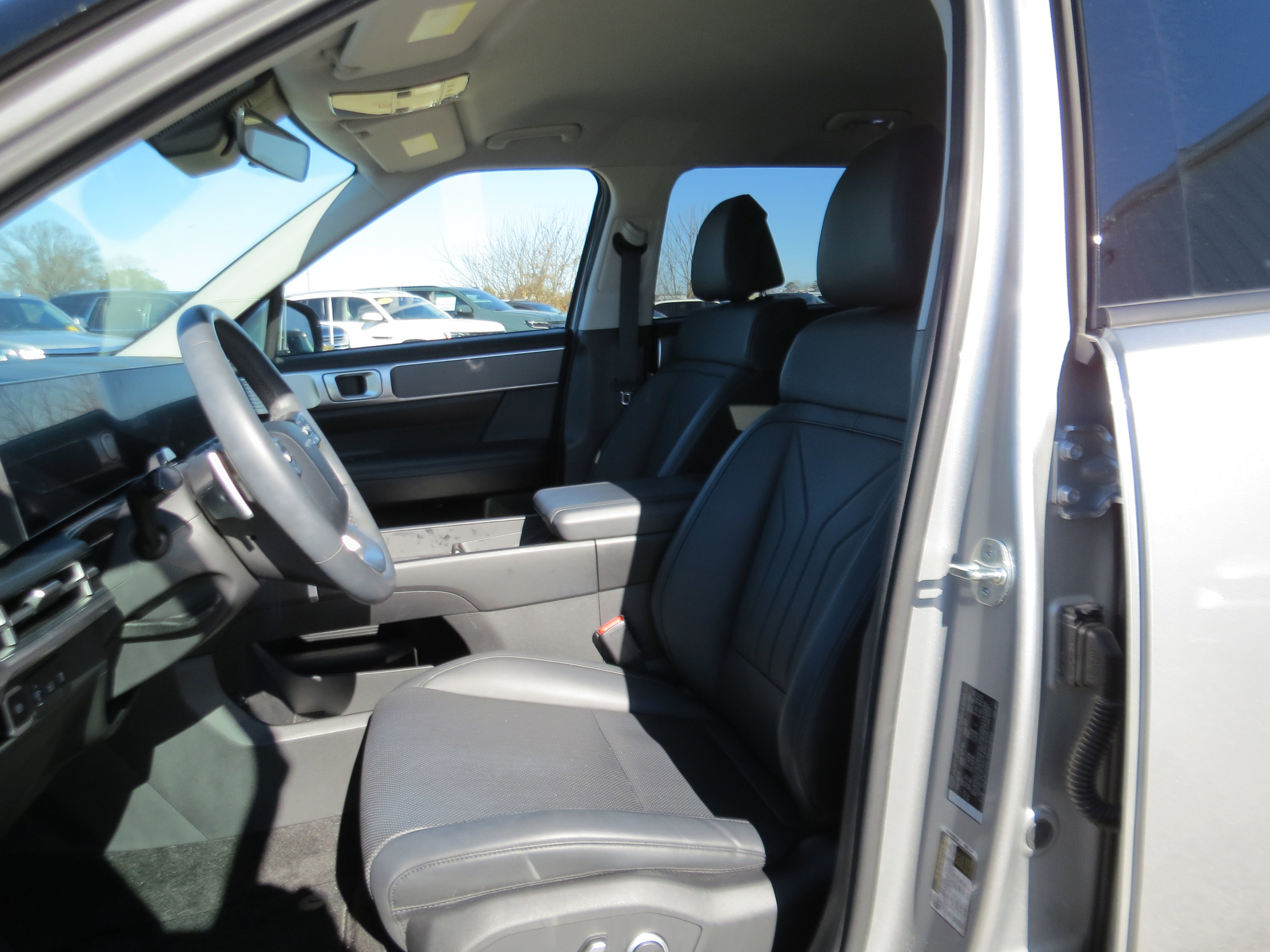 Used 2024 Hyundai Santa Fe SEL image 14