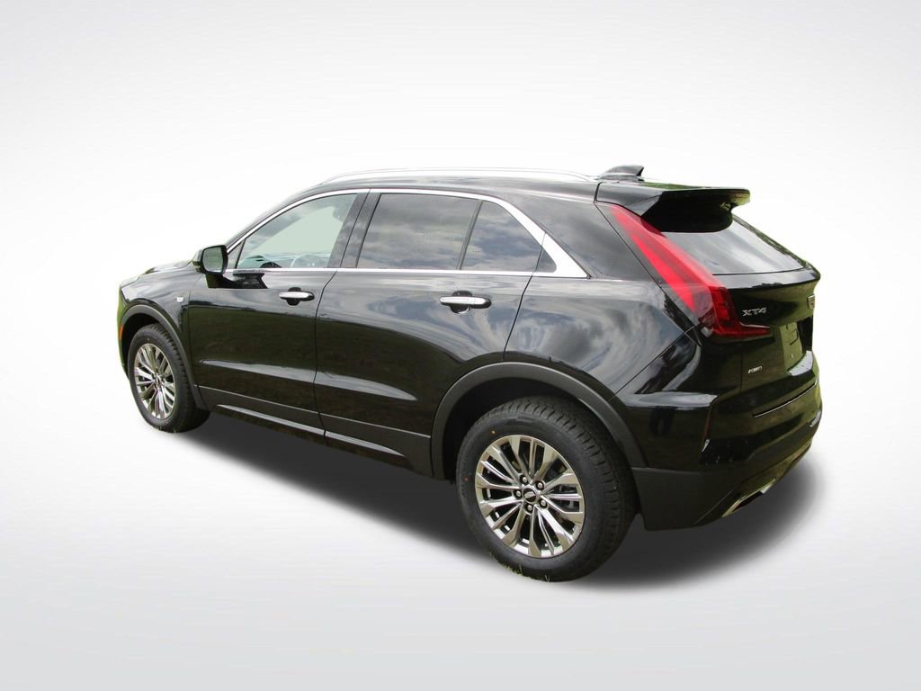 Used 2024 Cadillac XT4 Premium Luxury AWD/4WD image 3