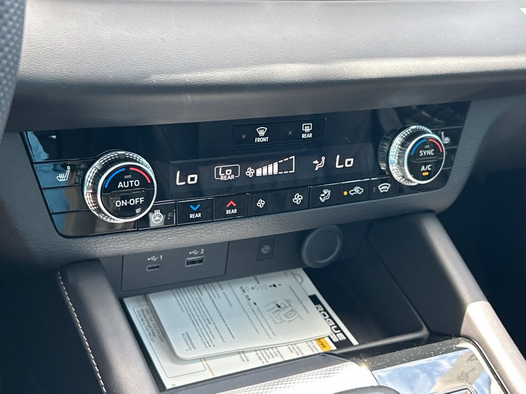 New 2026 Nissan Rogue Platinum AWD/4WD image 37