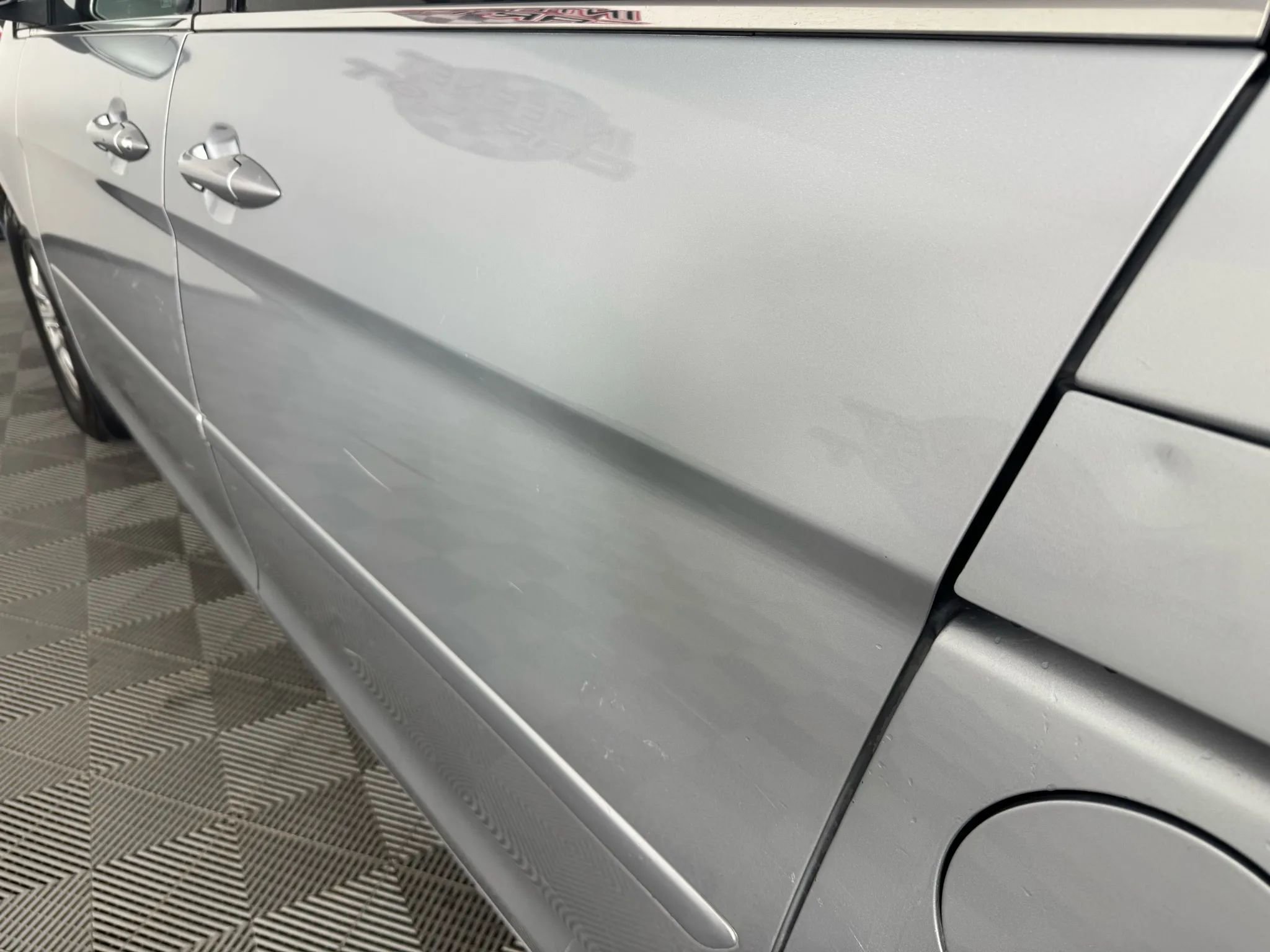 Used 2010 Honda Odyssey EX image 22