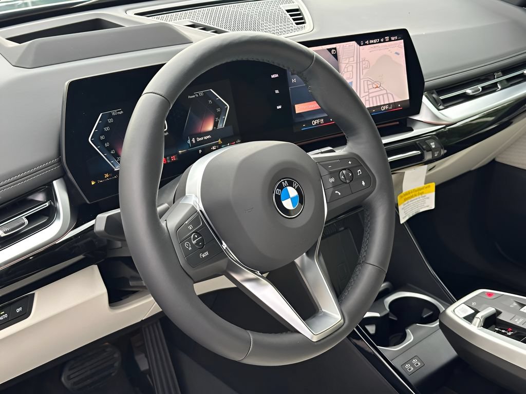 New 2026 BMW X1 xDrive28i w/ Technology Package AWD/4WD image 13