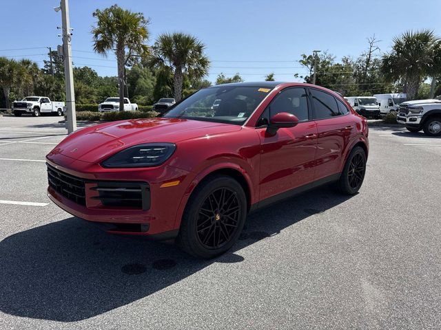 Used 2024 Porsche Cayenne Coupe AWD/4WD image 7