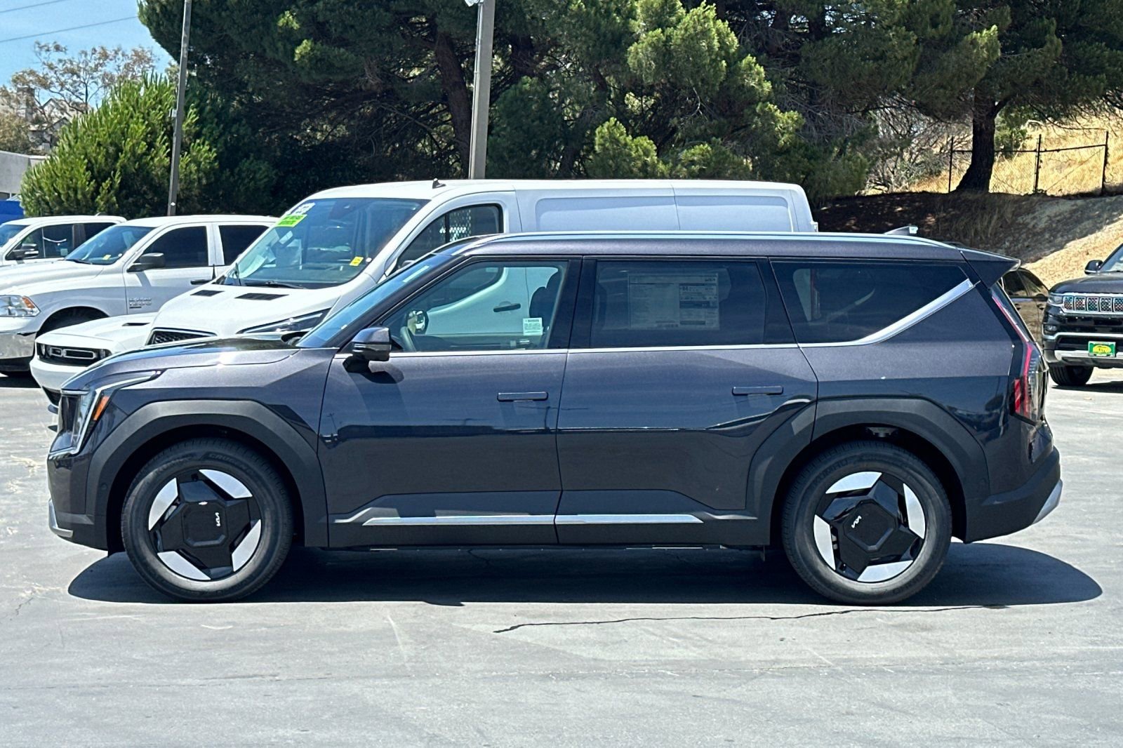 New 2026 Kia EV9 Wind AWD/4WD image 7