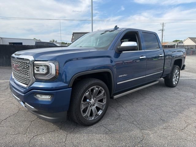 Used 2017 GMC Sierra 1500 Denali w/ Denali Ultimate Package AWD/4WD image 6