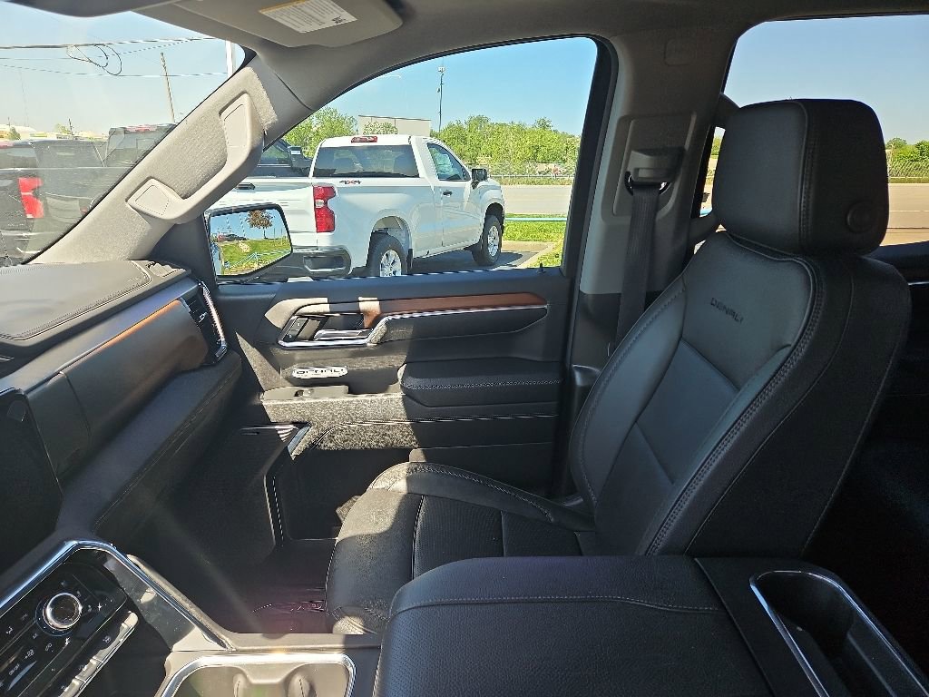 Used 2024 GMC Sierra 1500 Denali AWD/4WD image 24