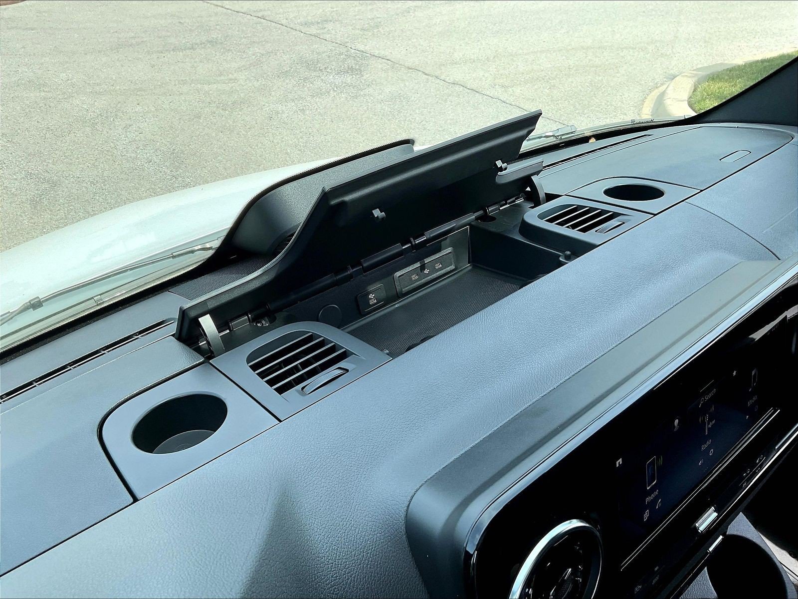 New 2026 Mercedes-Benz Sprinter 2500 image 24