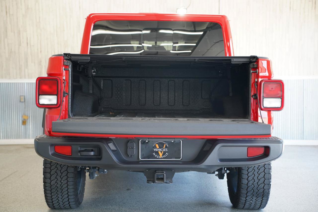 Used 2024 Jeep Gladiator Sport AWD/4WD image 38