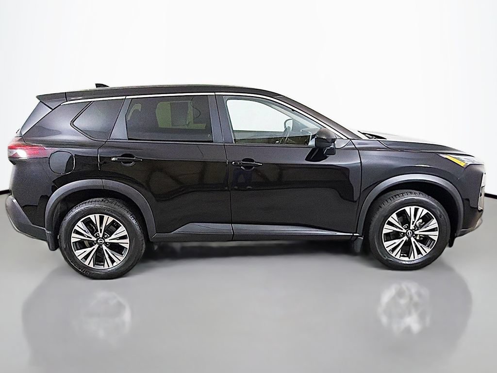 Used 2023 Nissan Rogue SV AWD/4WD image 14