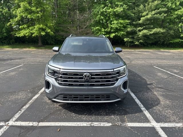 Certified 2024 Volkswagen Atlas SEL AWD/4WD image 2