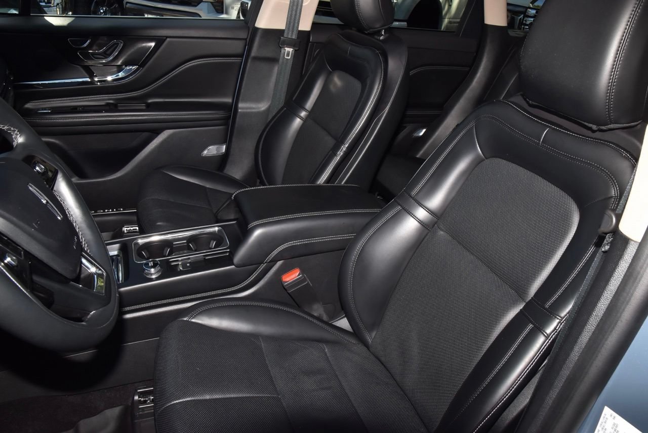 Certified 2024 Lincoln Corsair Grand Touring AWD/4WD image 33