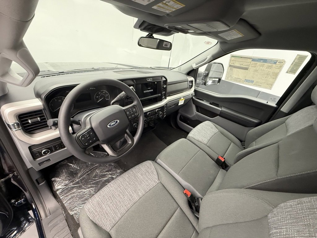 New 2025 Ford F250 XLT w/ 360-Degree Camera Package image 3