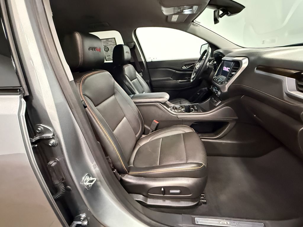 Used 2023 GMC Acadia AT4 AWD/4WD image 13