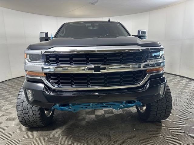 Used 2018 Chevrolet Silverado 1500 LT w/ All Star Edition AWD/4WD image 9