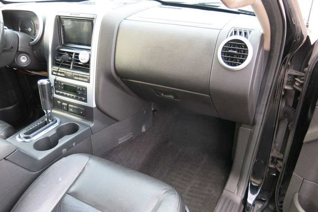 Used 2007 Mercury Mountaineer AWD image 12