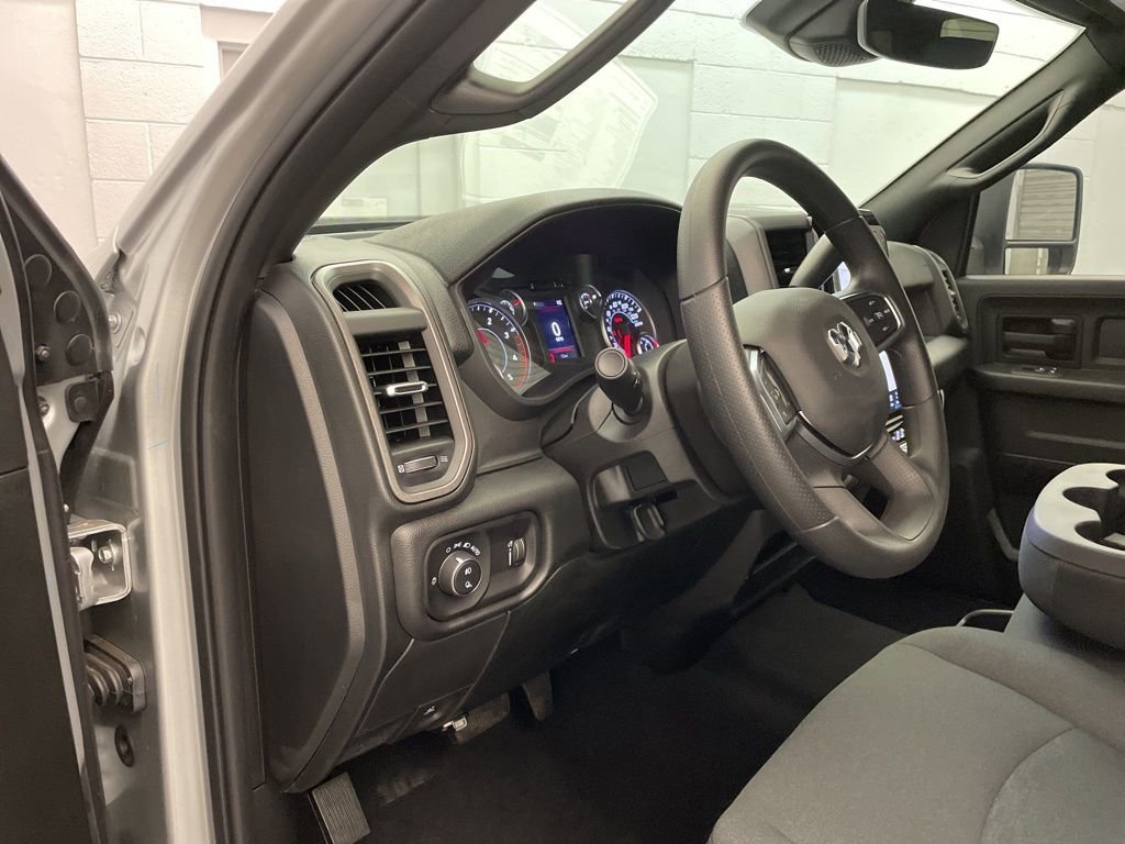 New 2026 RAM 3500 Tradesman AWD/4WD image 16