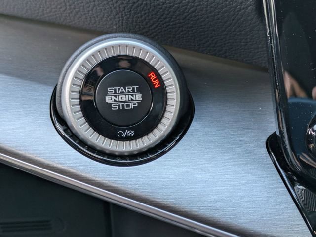 New 2026 Jeep Grand Wagoneer 4WD image 23